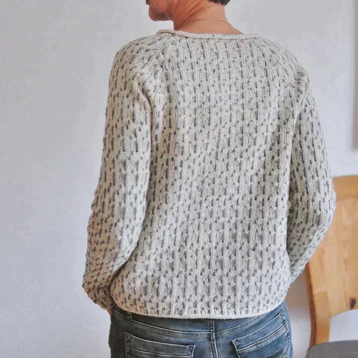 LM | Trendy and elegant winter sweater