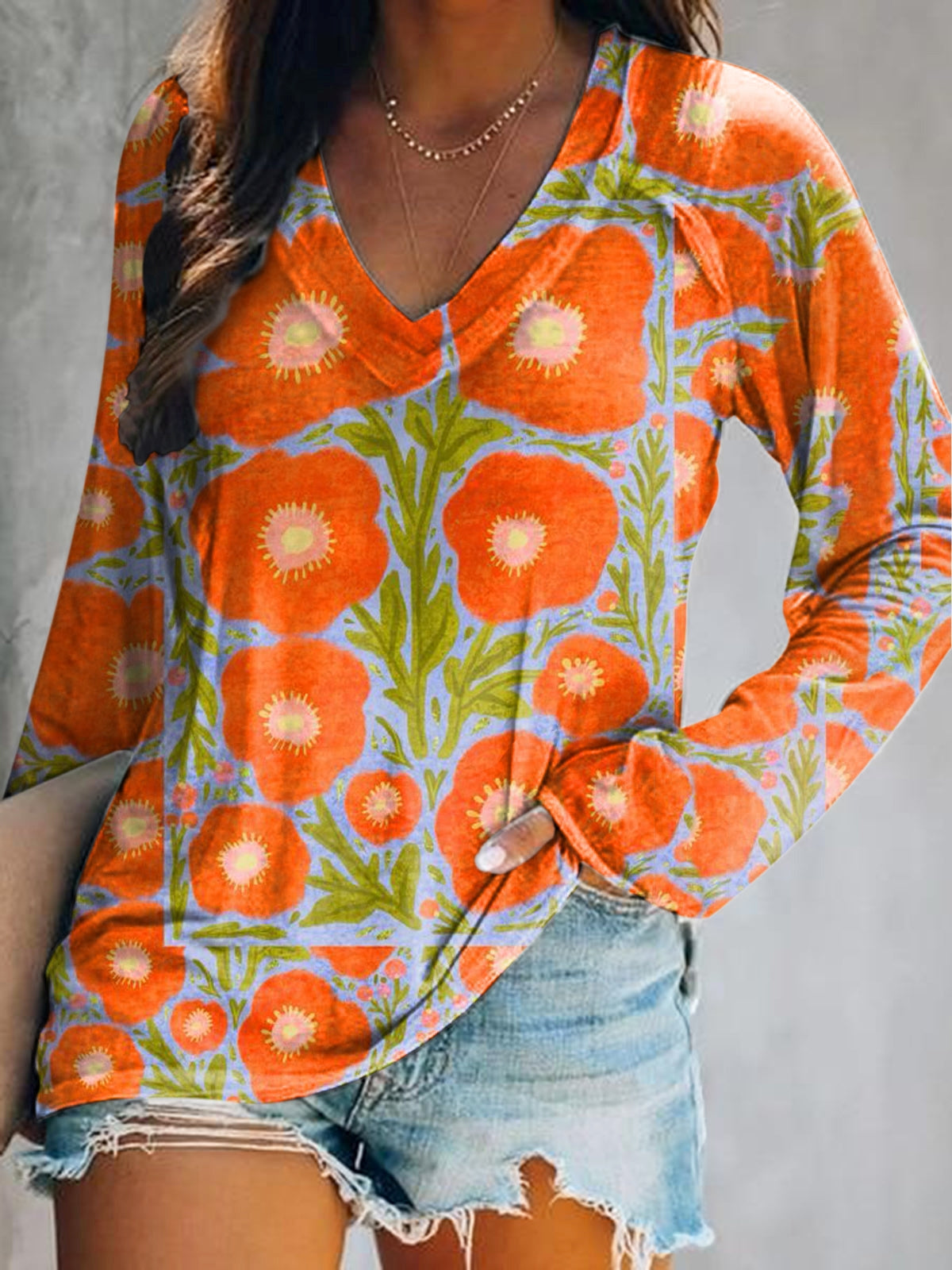 Women's Floral Art Print V-Neck Long Sleeve Top