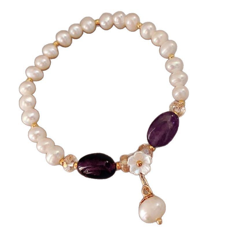 Beautiful Pearl Bracelet with Unique Style