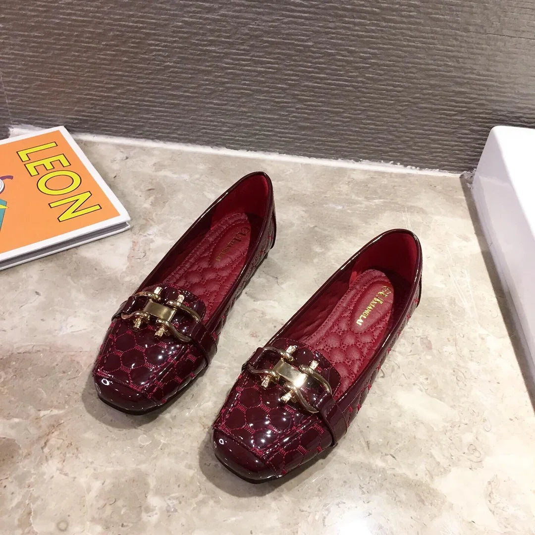 Fashionable and Supportive Orthopedic Flats