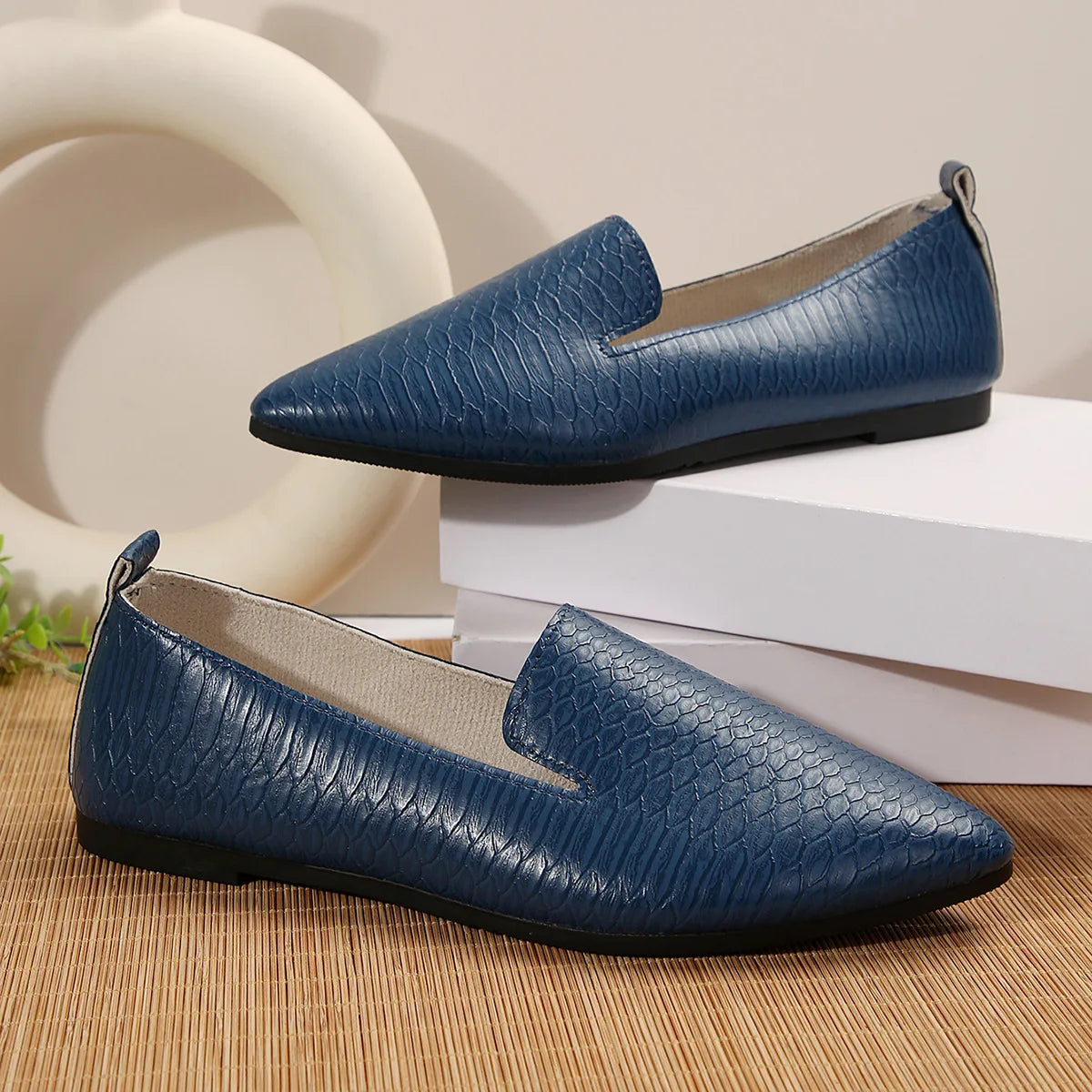 Comfortable and Fashionable Orthopedic Flats