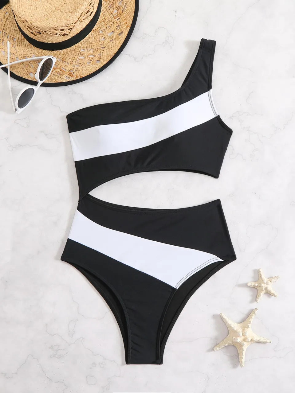 Effortlessly Swimsuit With a Timeless Design