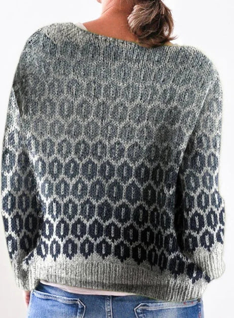 LM | Gray sweater with details