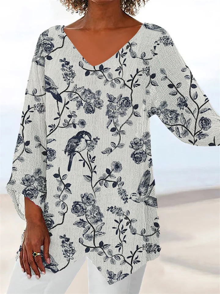 LM | Printed, loose blouse with V-neckline