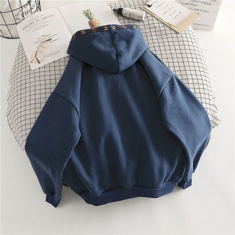 LM | Effortless and Chic general Sweater