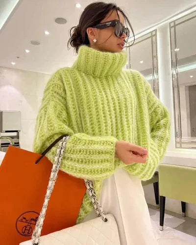 LM | Fluffy turtleneck sweater