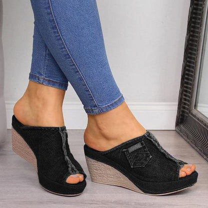 Chic Orthopedic Shoes with Unique Design
