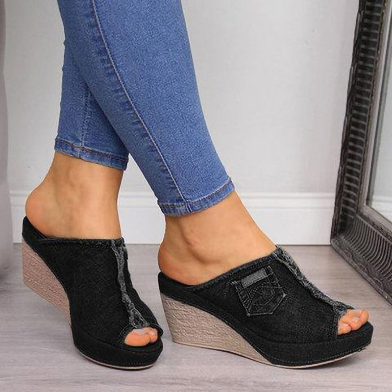 Chic Orthopedic Shoes with Unique Design