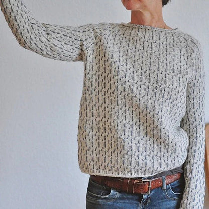 LM | Chic gray sweater with round neckline