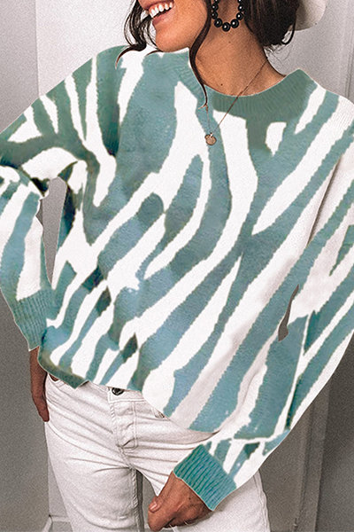 LM | Tailored and elegant winter top