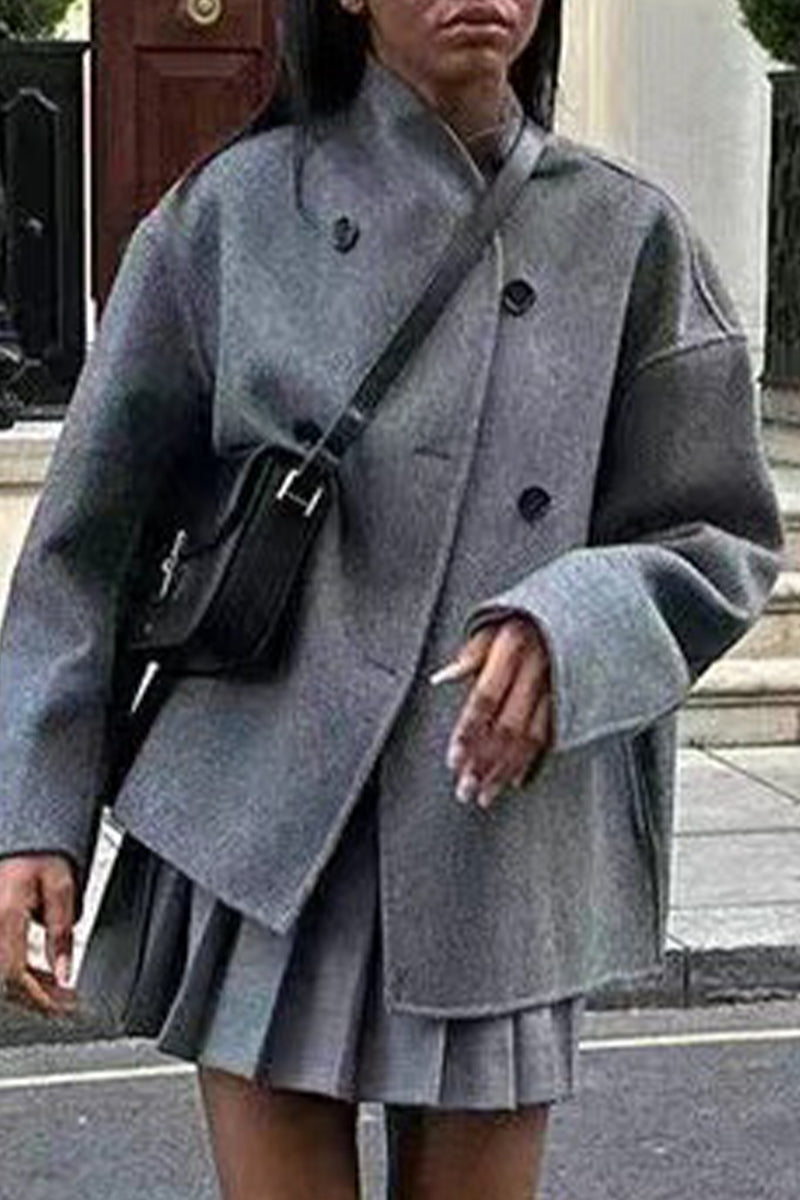 LM | Timeless and elegant garment