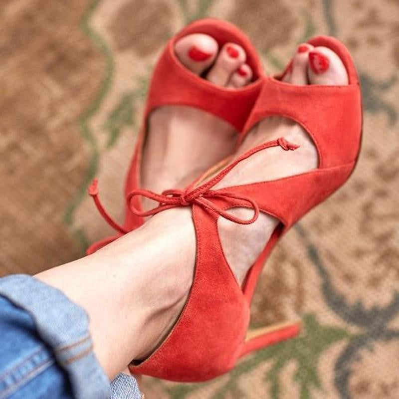 Graceful Orthopedic Sandals for Modern Look