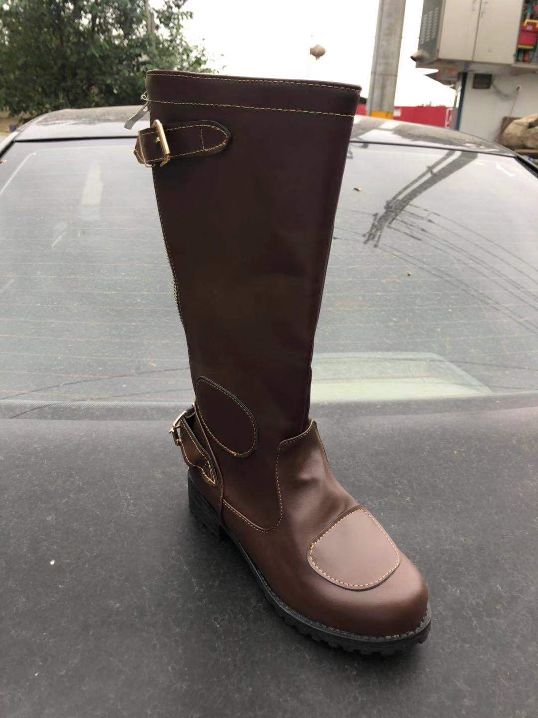 Chic Orthopedic Boots with Unique Design