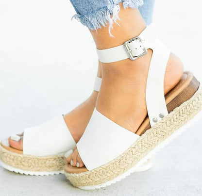 Beautifully Crafted Orthopedic Sandals