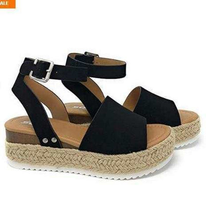 Beautifully Crafted Orthopedic Sandals
