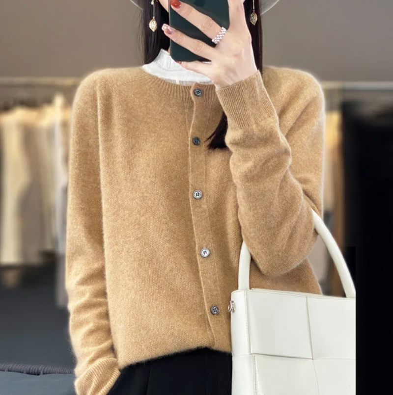Timeless Vintage Style Jumper