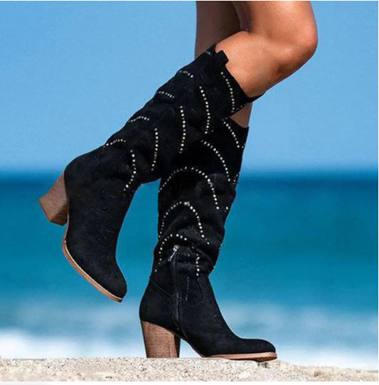 Graceful Orthopedic Boots for Modern Look
