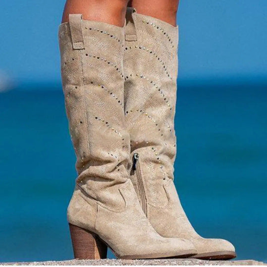 Graceful Orthopedic Boots for Modern Look