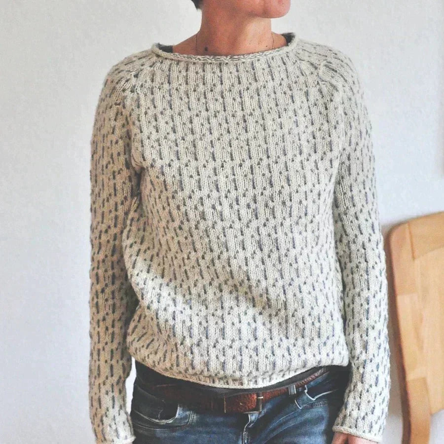 LM | Trendy and elegant winter sweater