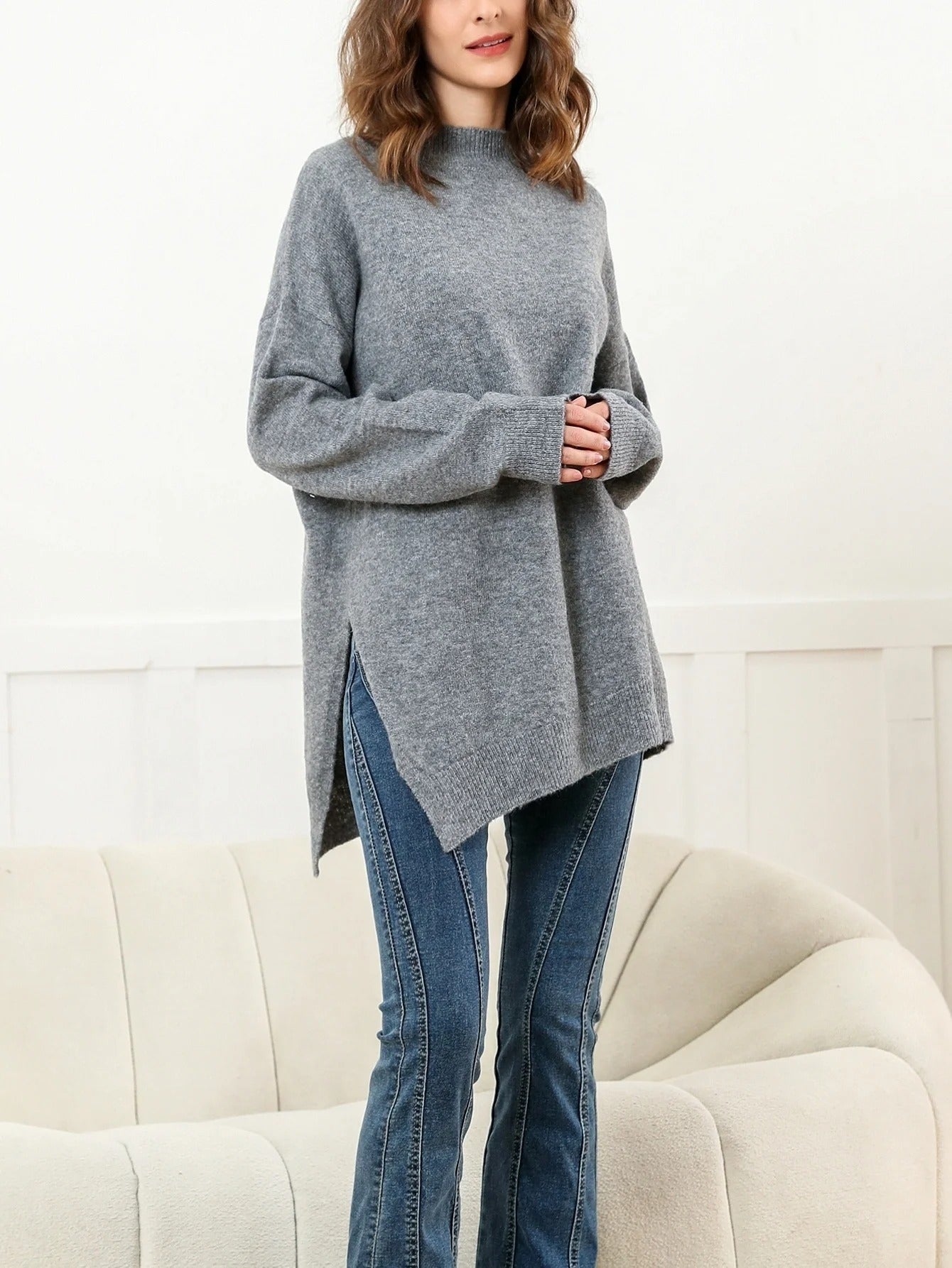 LM | Elegant sweater with side slits
