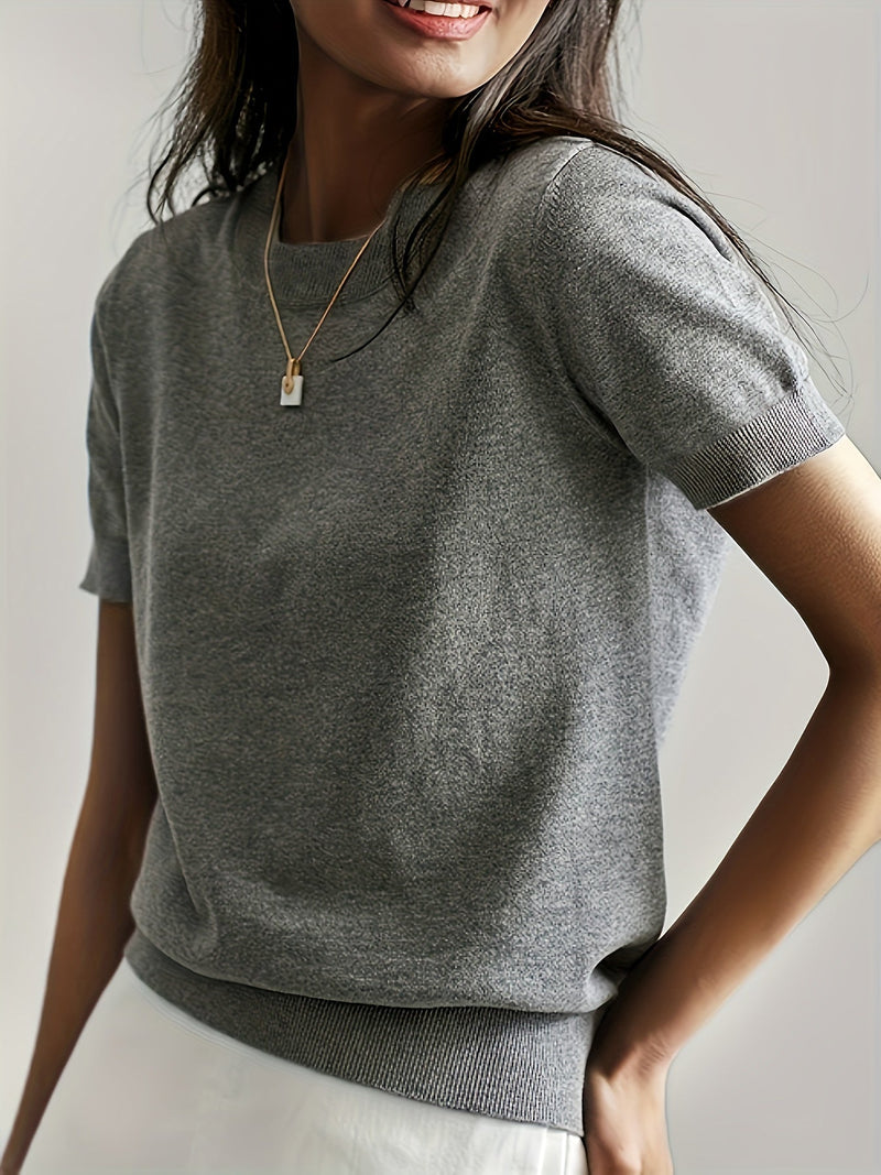 LM | Versatile and comfortable sweater