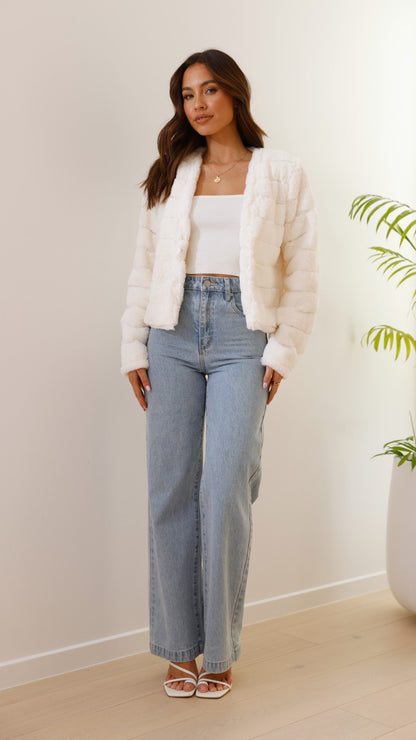 Timeless Vintage Style Jacket