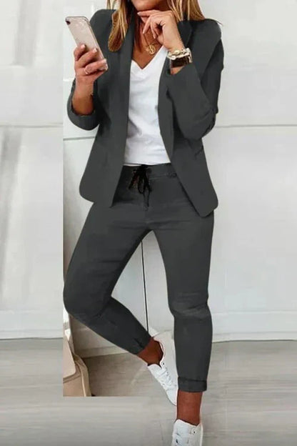 LM | Long-sleeved blazer and trousers