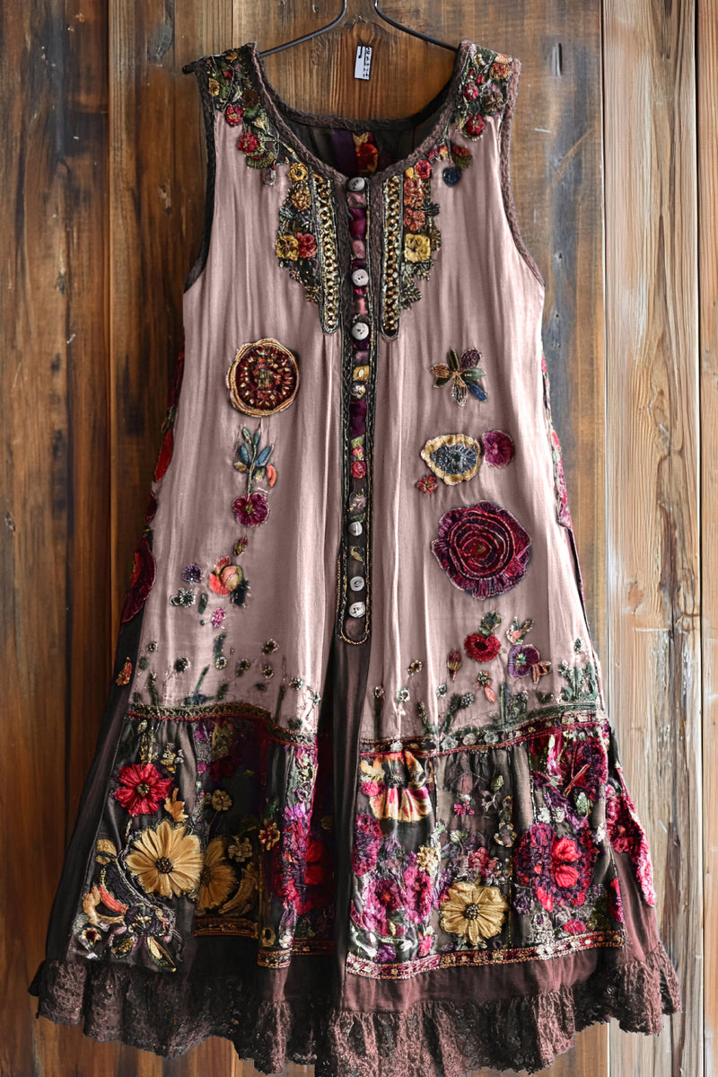 Timeless Vintage Style Dress
