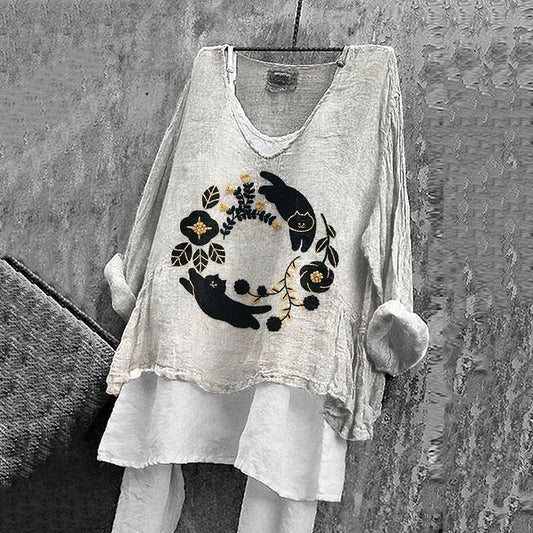 Women's Vintage Black Cat Embroidery Pattern Comfortable Shirt elevenforest