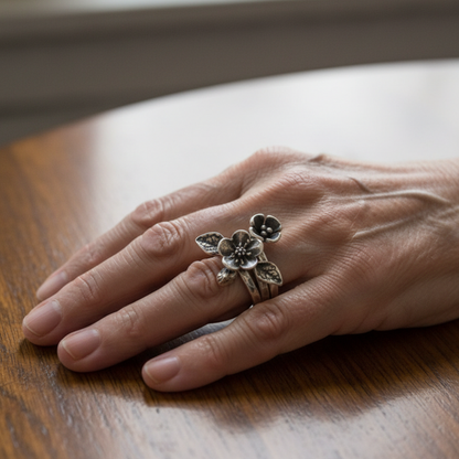 Charming Silver Ring for Any Occasion