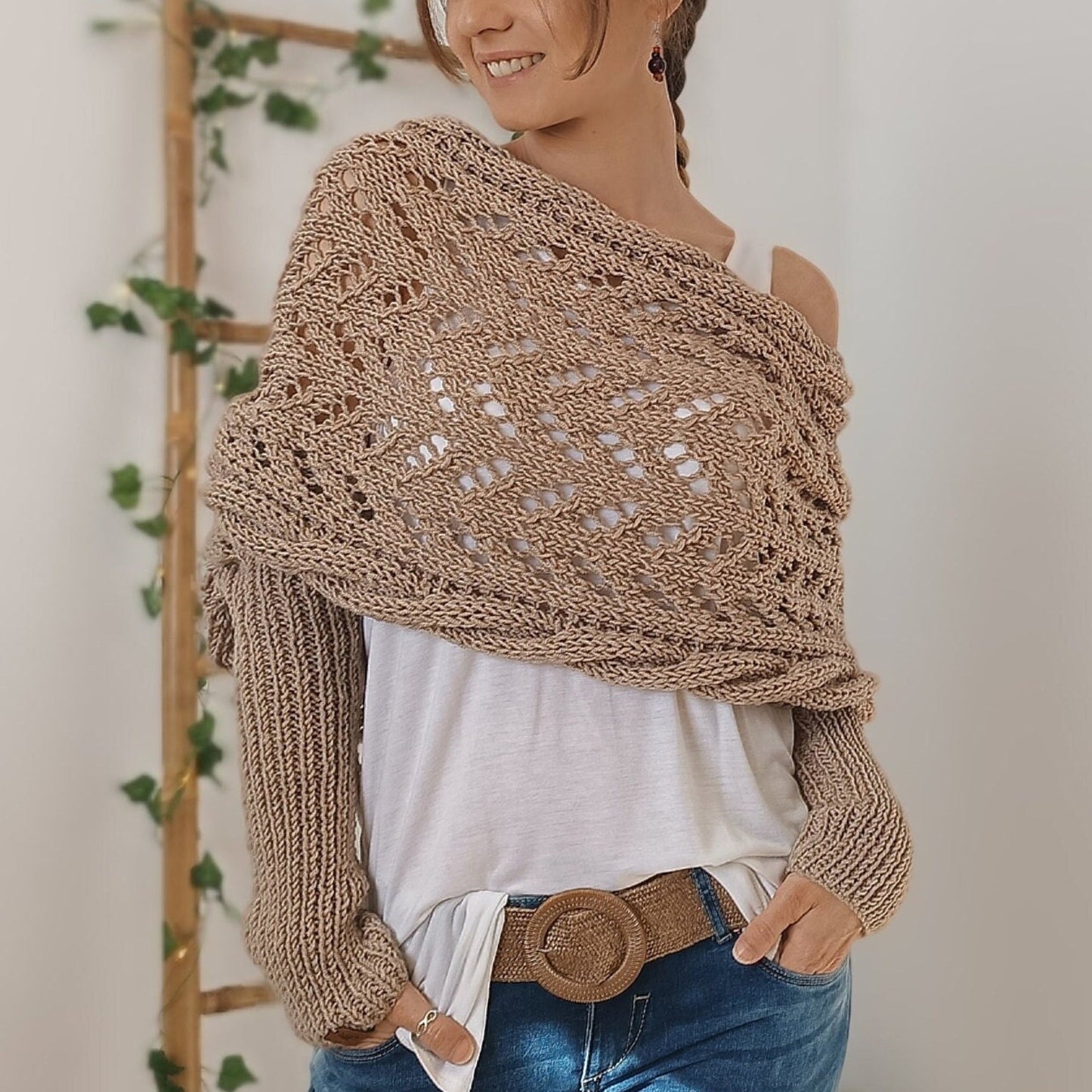 LM | Elegant knitted wrap sweater with openwork detail