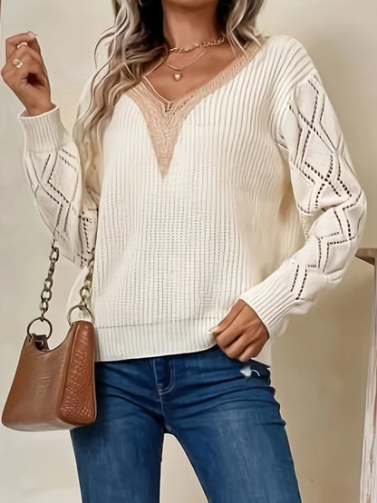 LM | MW - Stylish knitted sweater with V-neckline