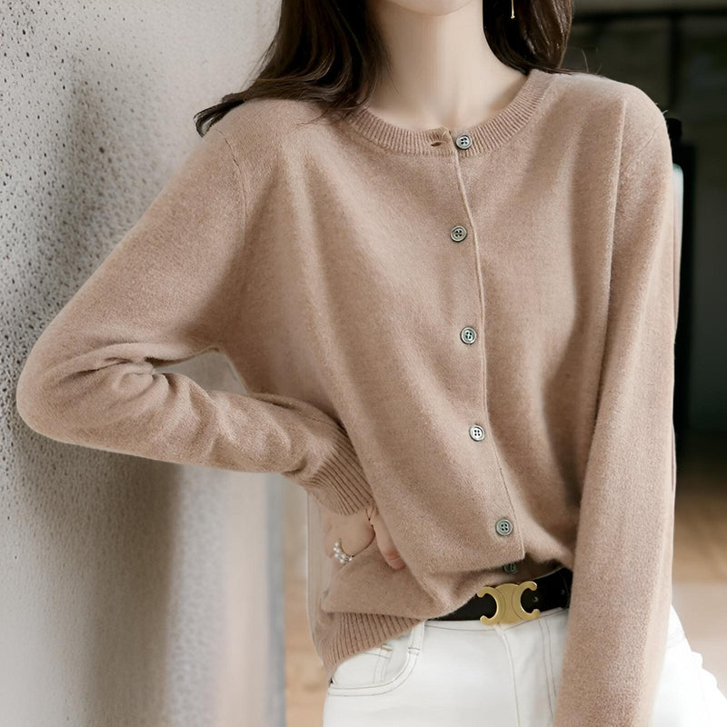 Timeless Vintage Style Jumper
