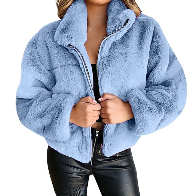 Maximiana | Fashionable and Minimalist winter Jacket