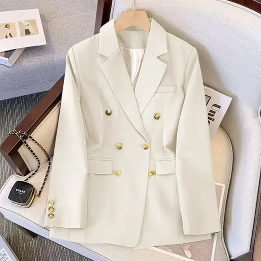 LM | White jacket with gold buttons