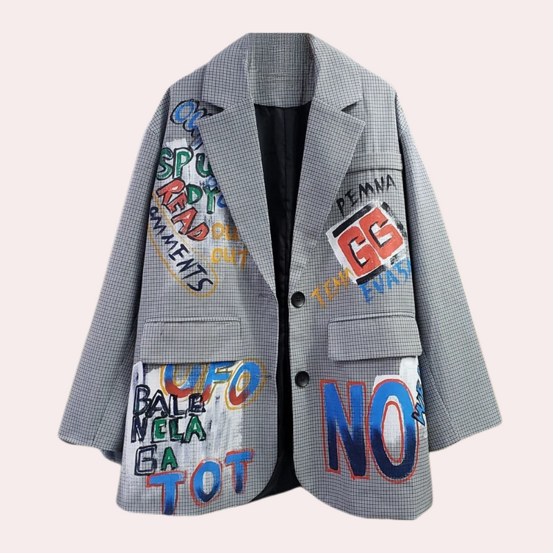 LM | Oversized women's blazer with text