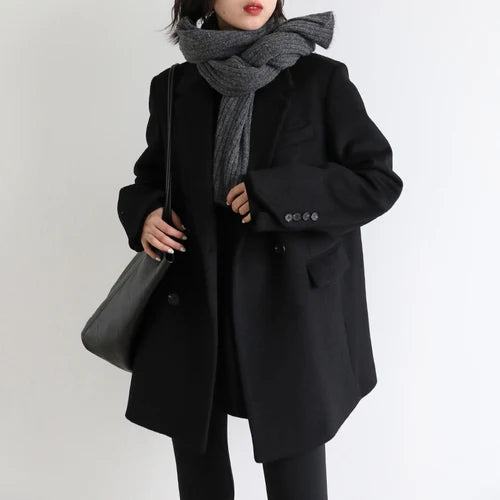 LM | Relaxed and stylish winter coat