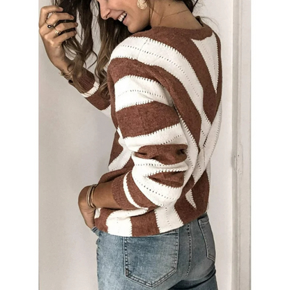 LM | V-collar and stripes