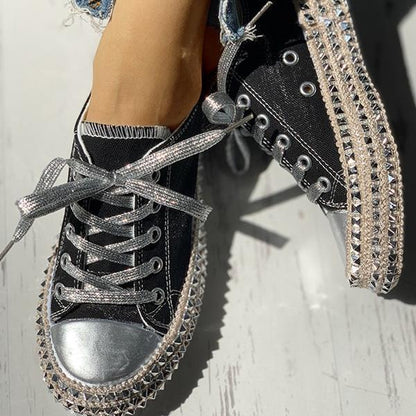 LM | Fashionable and supportive orthopedic sneakers