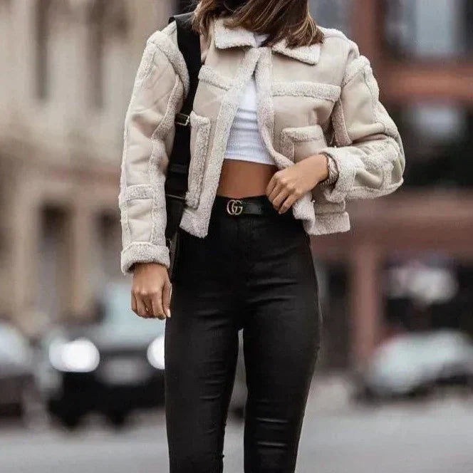 LM | Ladies jacket made of lambskin with seams