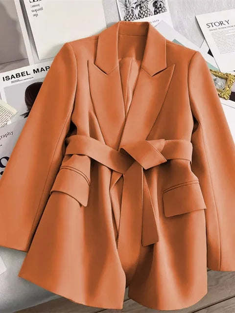 LM | elegant ladies' blazer