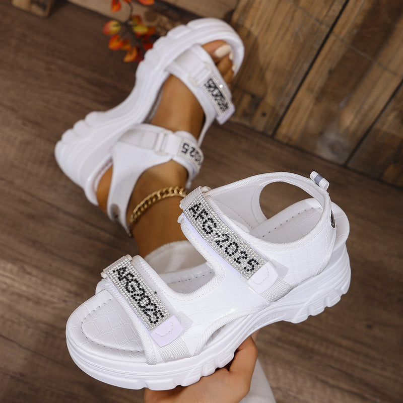 Chic Orthopedic Sandals with Unique Design