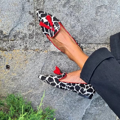 Chic Orthopedic Shoes with Unique Design
