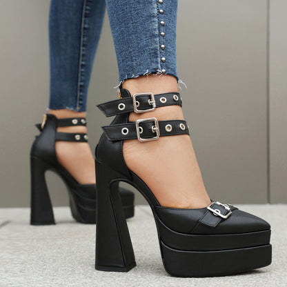 Chic Orthopedic Sandals with Unique Design