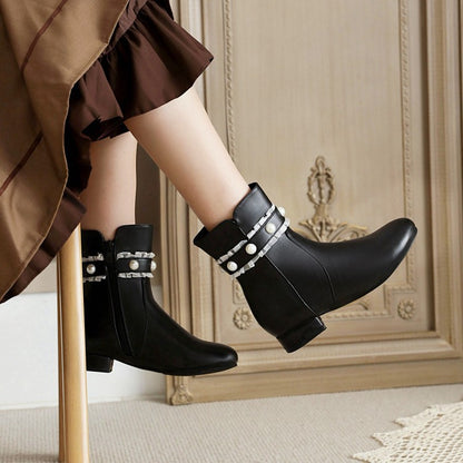 Graceful Orthopedic Boots for Modern Look