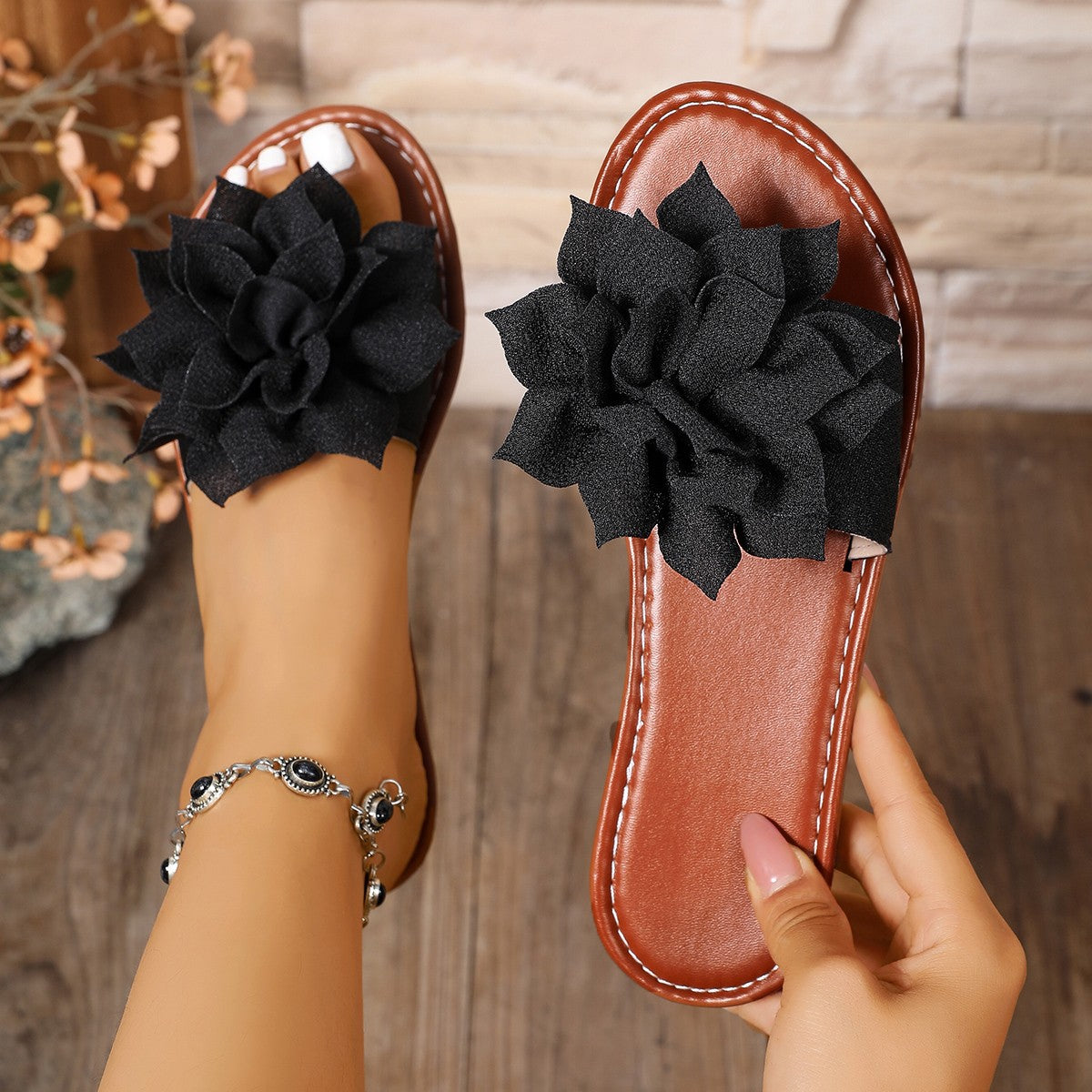 Chic Orthopedic Shoes with Unique Design