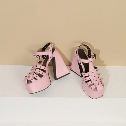 Beautifully Crafted Orthopedic Sandals