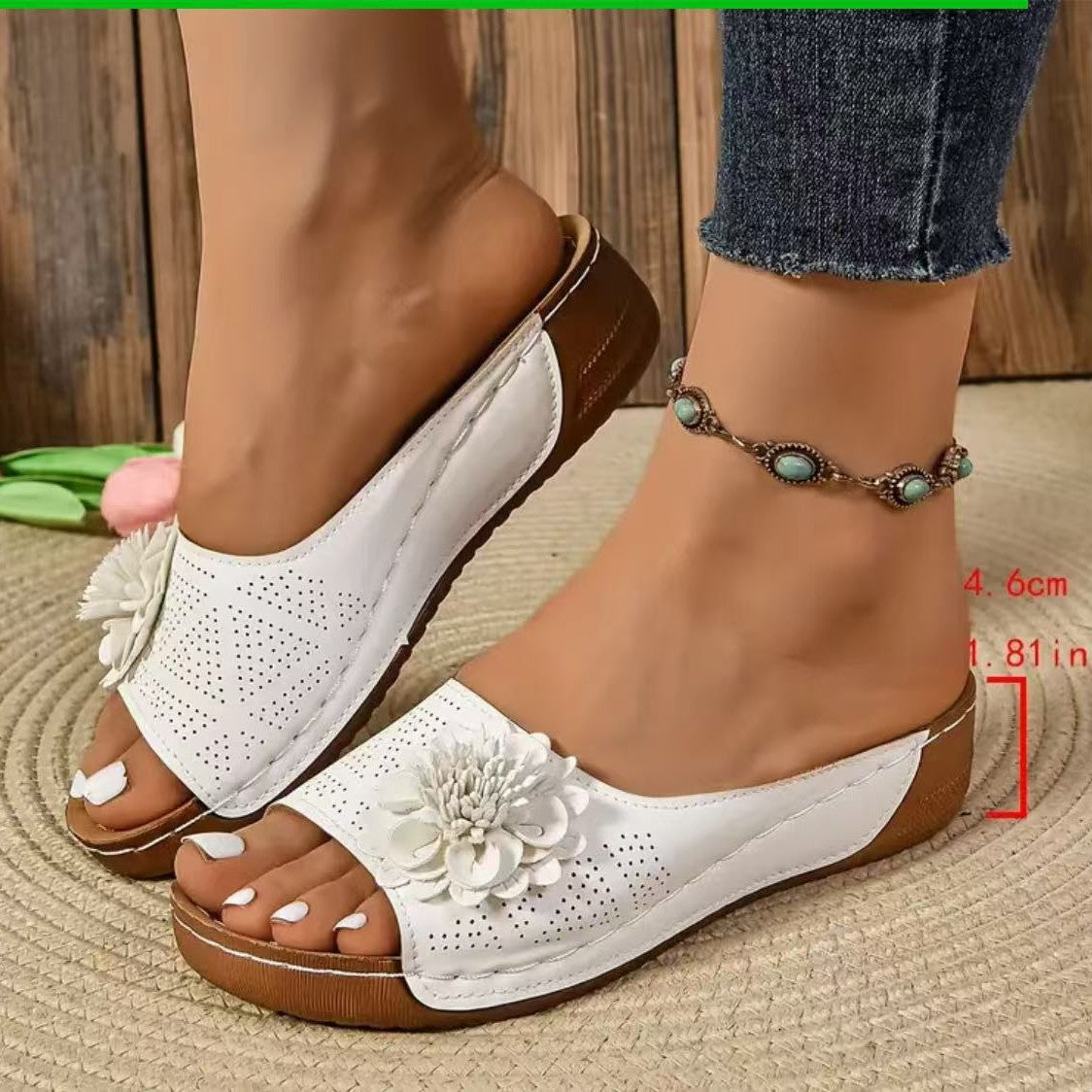 Graceful Orthopedic Sandals for Modern Look