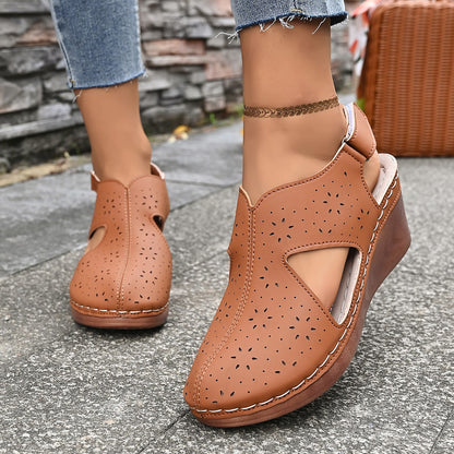 Graceful Orthopedic Sandals for Modern Look