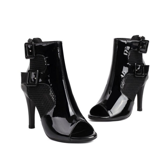 Graceful Orthopedic Boots for Modern Look